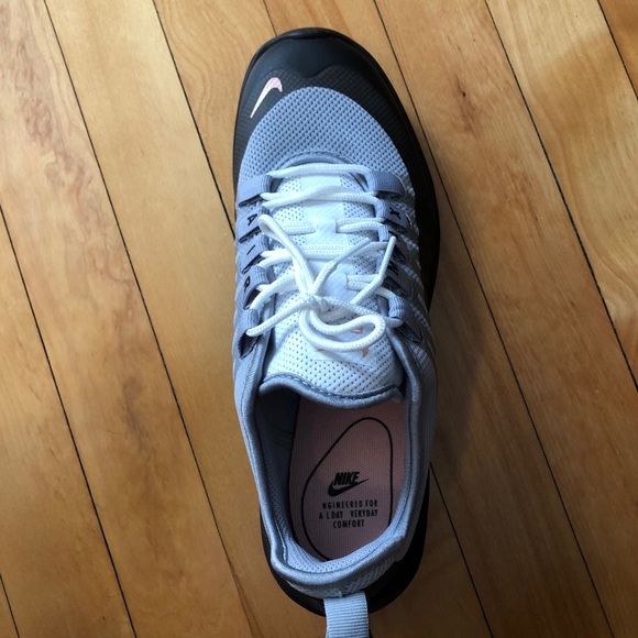 Nike women’s air max - Picture 5 of 6